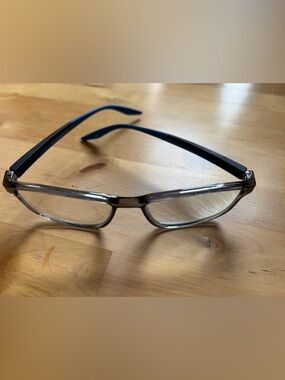Foster Grant Gray and Blue Reading Glasses +2.50